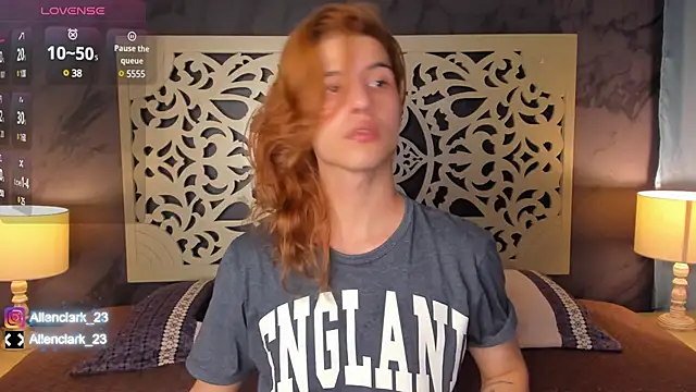 Snapshot of Allen_clark chatting on December 24, 2024, 3:49 am Allen clark online show from December 24, 2024, 3:49 am