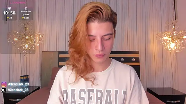 Snapshot of Allen_clark chatting on January 24, 2025, 4:05 am Allen clark online show from January 24, 2025, 4:05 am