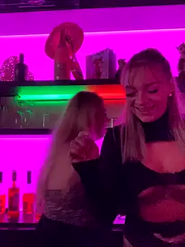 LizzyLush  online show from September 13, 2025, 9:25 pm