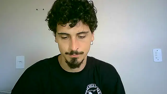 milkoffe online show from December 13, 2024, 1:12 pm