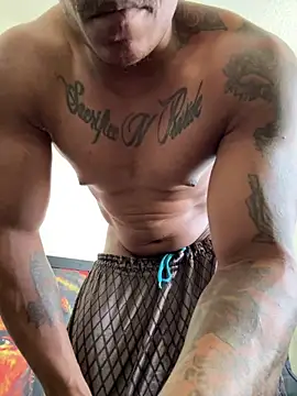 Snapshot of MidnightFlexxx chatting on October 13, 2025, 3:23 pm MidnightFlexxx online show from October 13, 2025, 3:23 pm