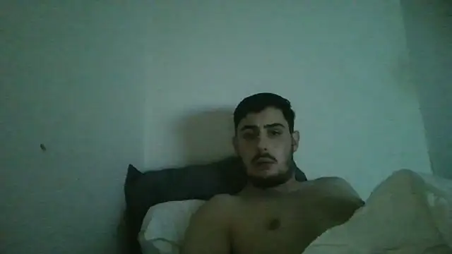 Snapshot of Vale_187 chatting on March 2, 2026, 4:25 am Vale 187 online show from March 2, 2026, 4:25 am