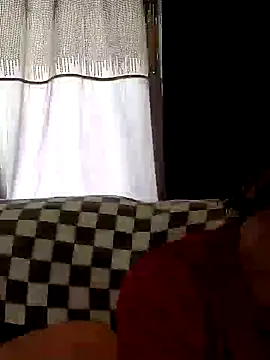 Snapshot of SidneyRaee chatting on March 17, 2025, 6:00 pm SidneyRaee online show from March 17, 2025, 6:00 pm
