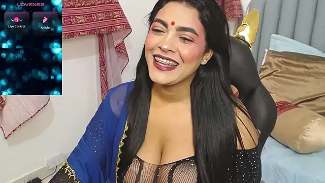 lakshmiraniii online show from October 13, 2025, 11:54 am