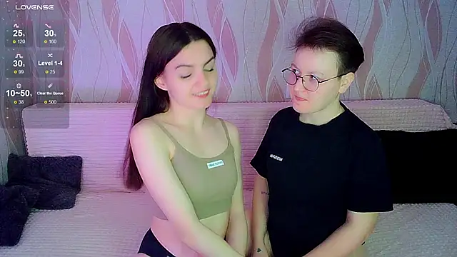  crazy baby  online show from November 26, 2025, 9:38 pm