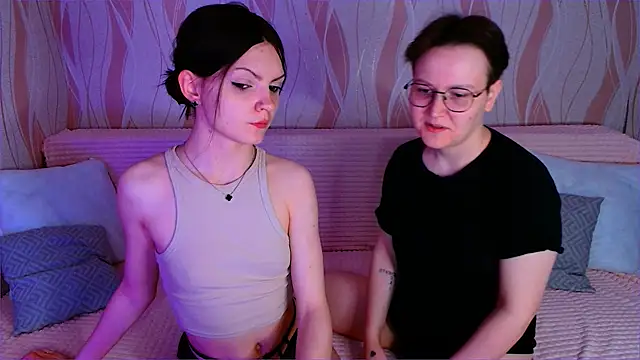  crazy baby  online show from May 28, 2026, 12:02 pm