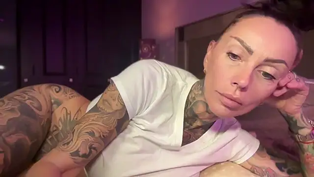 Snapshot of KadaLove69 chatting on December 12, 2024, 9:58 pm KadaLove69 online show from December 12, 2024, 9:58 pm