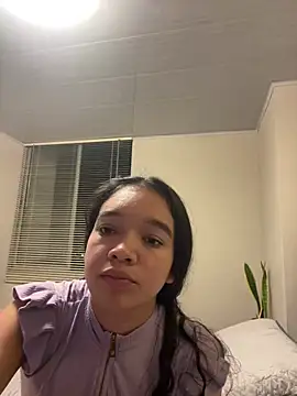 Snapshot of Nina-Eros1 chatting on May 15, 2026, 1:01 am Nina-Eros1 online show from May 15, 2026, 1:01 am