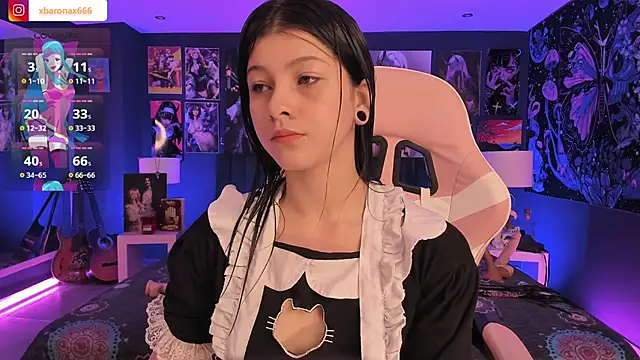 Snapshot of LanaKyutt chatting on October 12, 2025, 1:43 pm LanaKyutt online show from October 12, 2025, 1:43 pm