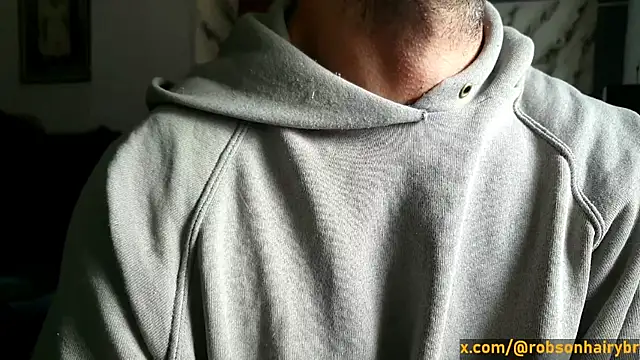 Snapshot of robsonbr chatting on May 15, 2026, 6:48 pm robsonbr online show from May 15, 2026, 6:48 pm