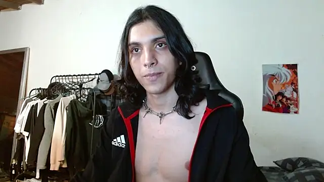 Snapshot of angelitofemboy chatting on December 14, 2024, 9:40 am angelitofemboy online show from December 14, 2024, 9:40 am