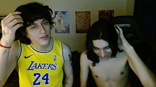 Snapshot of angelitofemboy chatting on January 23, 2025, 5:24 am angelitofemboy online show from January 23, 2025, 5:24 am