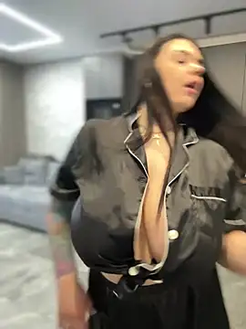 HugeBoobs- online show from February 15, 2025, 7:06 am