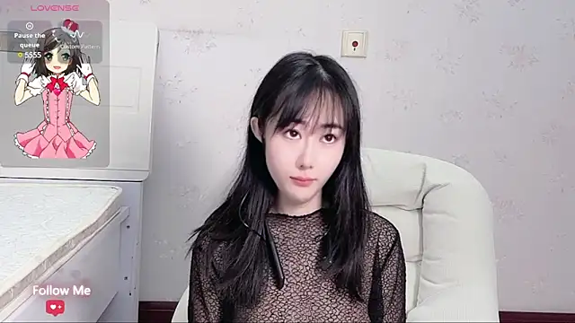 qiqi-- online show from December 14, 2024, 7:40 am