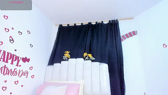 RoxannaBlanche online show from February 13, 2026, 12:34 pm