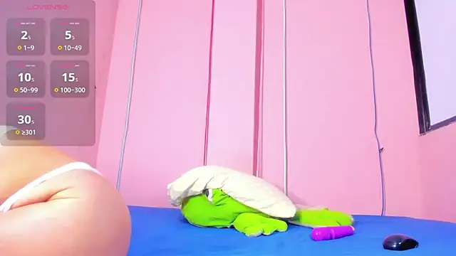 Snapshot of grandmother_milf chatting on December 20, 2024, 3:14 am grandmother milf online show from December 20, 2024, 3:14 am