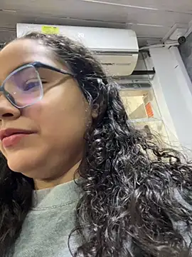 CurlyGirl 1 online show from January 7, 2025, 12:20 pm