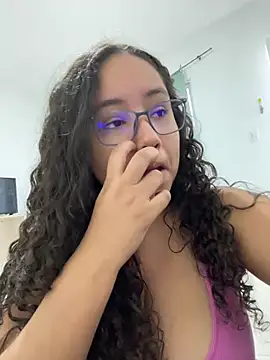 CurlyGirl 1 online show from January 29, 2025, 12:24 pm