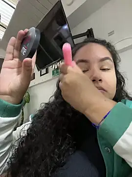 CurlyGirl 1 online show from February 19, 2025, 11:28 am