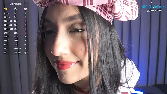 Snapshot of yourlittlesucubus chatting on November 7, 2025, 10:21 pm yourlittlesucubus online show from November 7, 2025, 10:21 pm