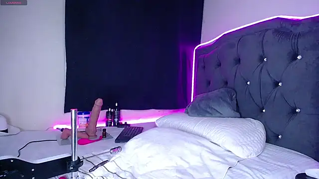 henry diiaz online show from October 28, 2025, 8:51 am