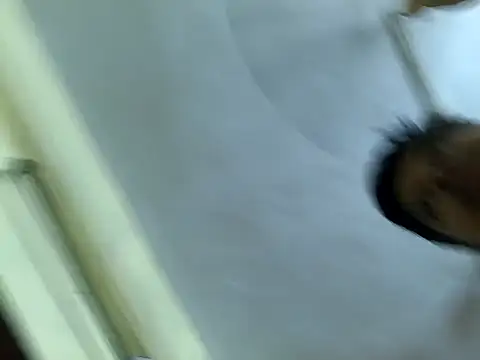 Snapshot of Sand-1 chatting on November 29, 2025, 4:10 pm Sand-1 online show from November 29, 2025, 4:10 pm