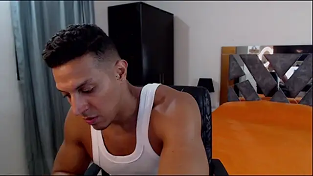 Frank heaven01 online show from December 1, 2025, 12:15 am