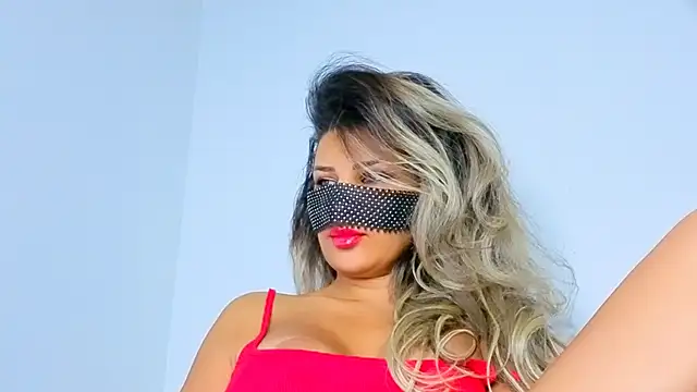 Turkish Latina online show from October 23, 2025, 12:21 am