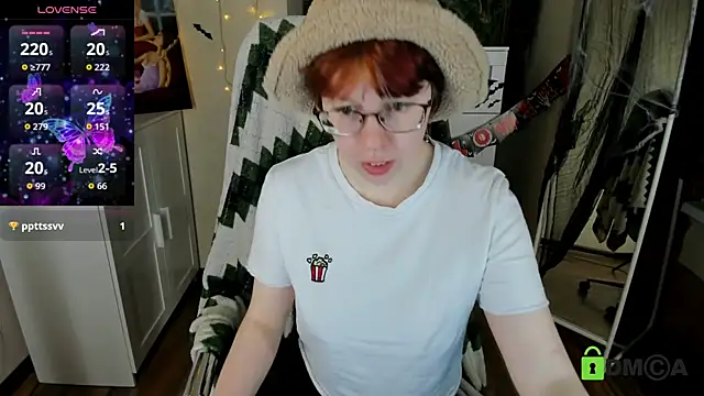 Snapshot of Melissa_Wells chatting on November 1, 2025, 10:34 pm Melissa Wells online show from November 1, 2025, 10:34 pm