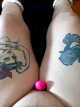 Hotsereia online show from January 12, 2025, 7:31 pm