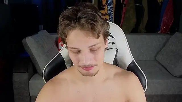 Snapshot of TeddyLiLboy chatting on December 3, 2024, 5:55 pm TeddyLiLboy online show from December 3, 2024, 5:55 pm