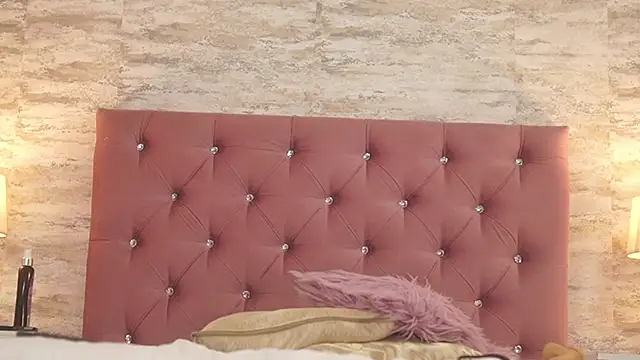 Snapshot of IsabellMendez_ chatting on January 17, 2025, 1:36 am IsabellMendez online show from January 17, 2025, 1:36 am