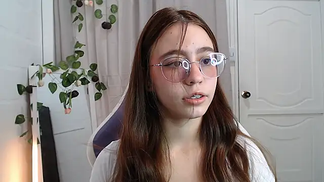 BlairVicent online show from November 5, 2025, 1:55 pm