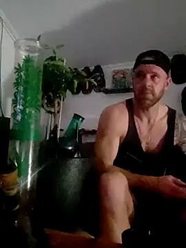 Snapshot of eltoulou chatting on January 18, 2025, 7:15 pm eltoulou online show from January 18, 2025, 7:15 pm