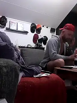 Snapshot of eltoulou chatting on February 7, 2025, 3:12 am eltoulou online show from February 7, 2025, 3:12 am