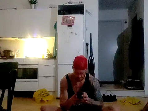 Snapshot of eltoulou chatting on February 12, 2025, 4:55 pm eltoulou online show from February 12, 2025, 4:55 pm