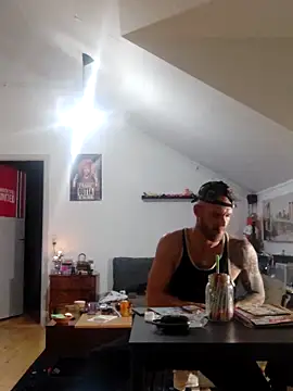 Snapshot of eltoulou chatting on October 24, 2025, 11:56 pm eltoulou online show from October 24, 2025, 11:56 pm