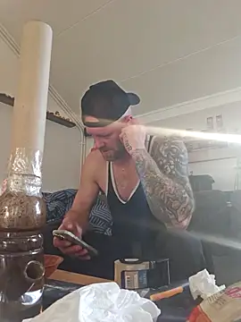 Snapshot of eltoulou chatting on December 15, 2025, 12:53 pm eltoulou online show from December 15, 2025, 12:53 pm