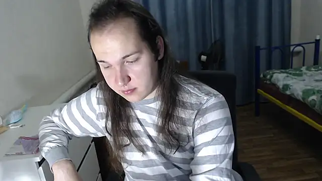 EvaMiron online show from September 24, 2025, 2:31 pm