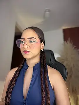 Snapshot of gretta_kler1 chatting on May 14, 2026, 10:38 pm gretta kler1 online show from May 14, 2026, 10:38 pm