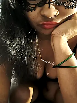 Snapshot of FANTASY_QUEEN_07 chatting on October 9, 2025, 10:24 am FANTASY QUEEN 07 online show from October 9, 2025, 10:24 am