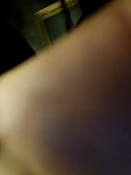 genesis moretz online show from April 1, 2026, 5:30 am