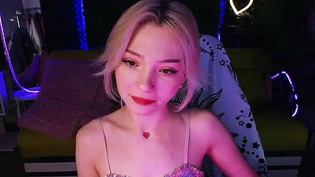 Snapshot of SandraBoyl chatting on January 15, 2025, 1:02 am SandraBoyl online show from January 15, 2025, 1:02 am