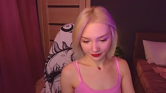 Snapshot of SandraBoyl chatting on January 28, 2025, 1:08 am SandraBoyl online show from January 28, 2025, 1:08 am