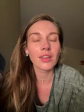 Snapshot of JasminJames chatting on June 13, 2026, 9:02 pm JasminJames online show from June 13, 2026, 9:02 pm