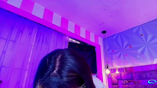 Snapshot of Candy_morgan412 chatting on April 3, 2026, 1:20 pm Candy morgan412 online show from April 3, 2026, 1:20 pm