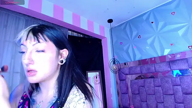 Snapshot of Candy_morgan412 chatting on April 14, 2026, 11:27 am Candy morgan412 online show from April 14, 2026, 11:27 am