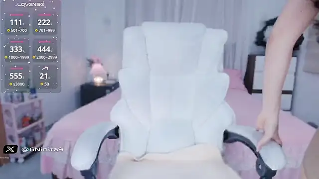 Snapshot of PimChanOK chatting on March 18, 2025, 11:31 pm PimChanOK online show from March 18, 2025, 11:31 pm