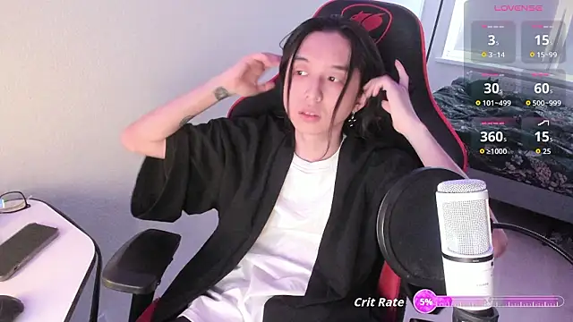 wexlee7 online show from February 24, 2026, 11:41 am