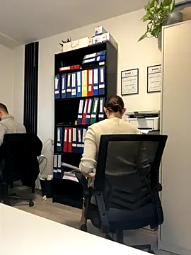 Hii Lolla online show from November 18, 2025, 7:13 am